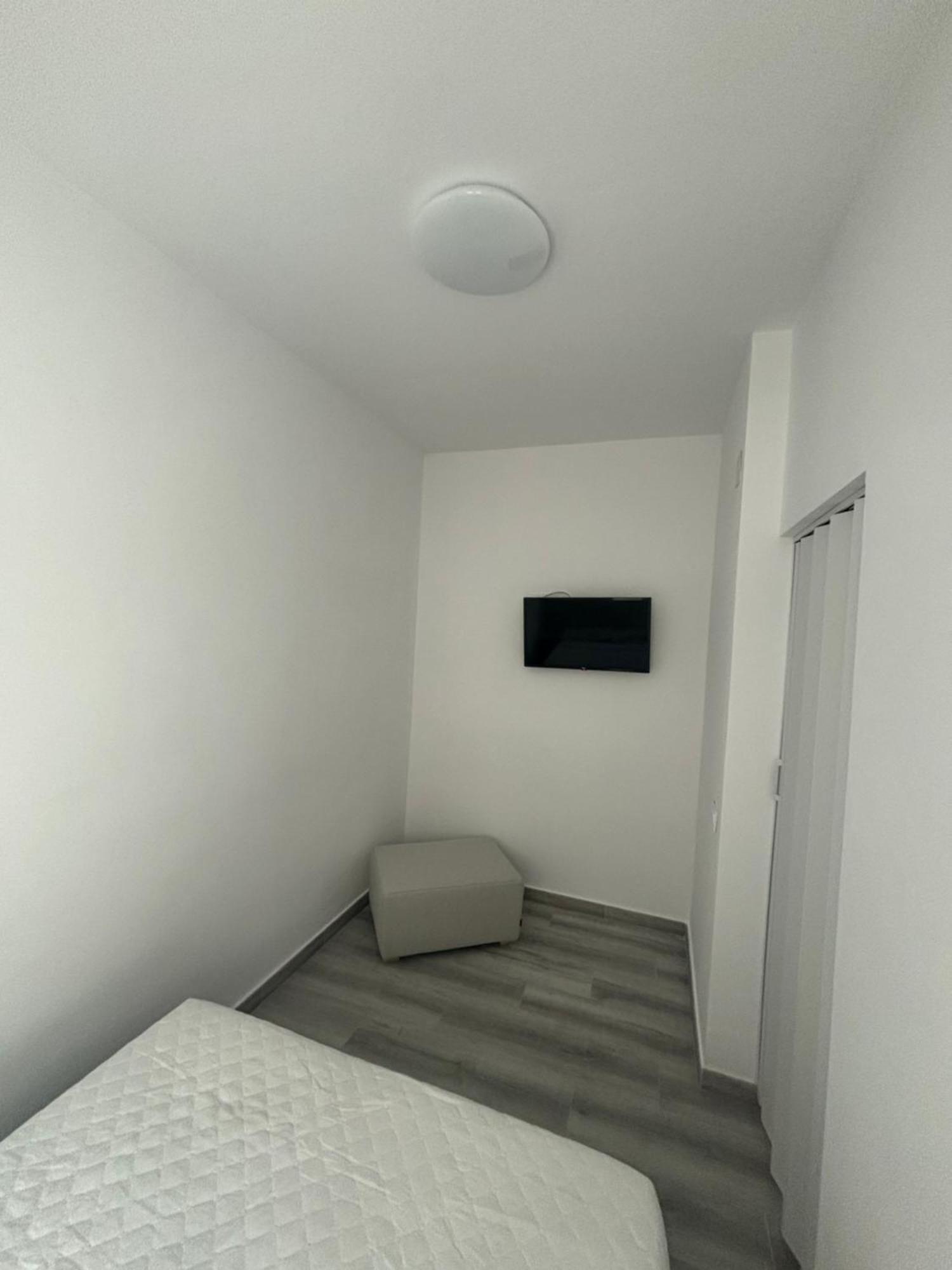 Alojamiento Canaima Malaga Exterior photo